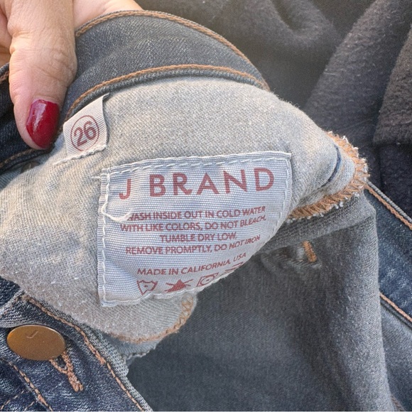 J Brand Low Rise Distressed Capri Jeans - Picture 3 of 4